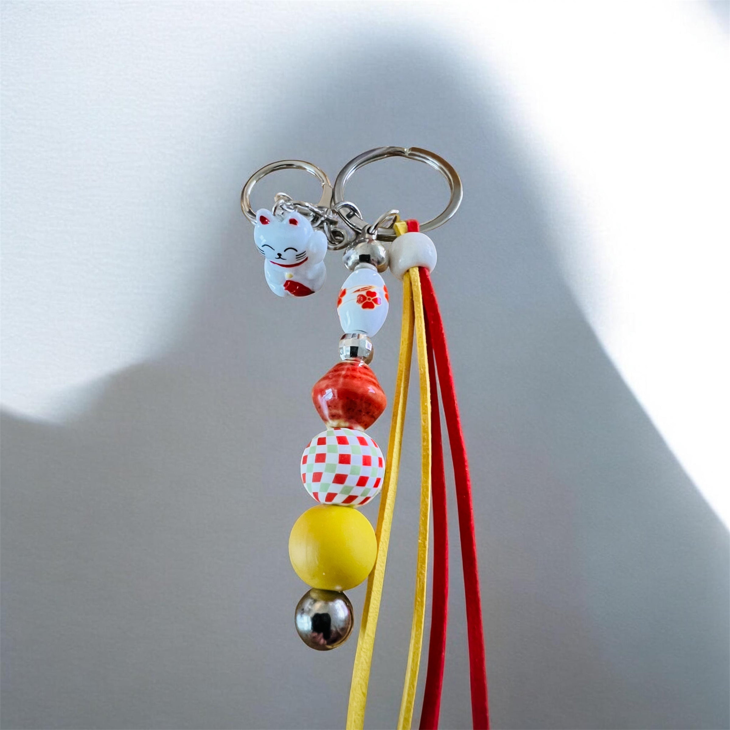 White Maneki-neko Cat Keychain/Bag Accessory