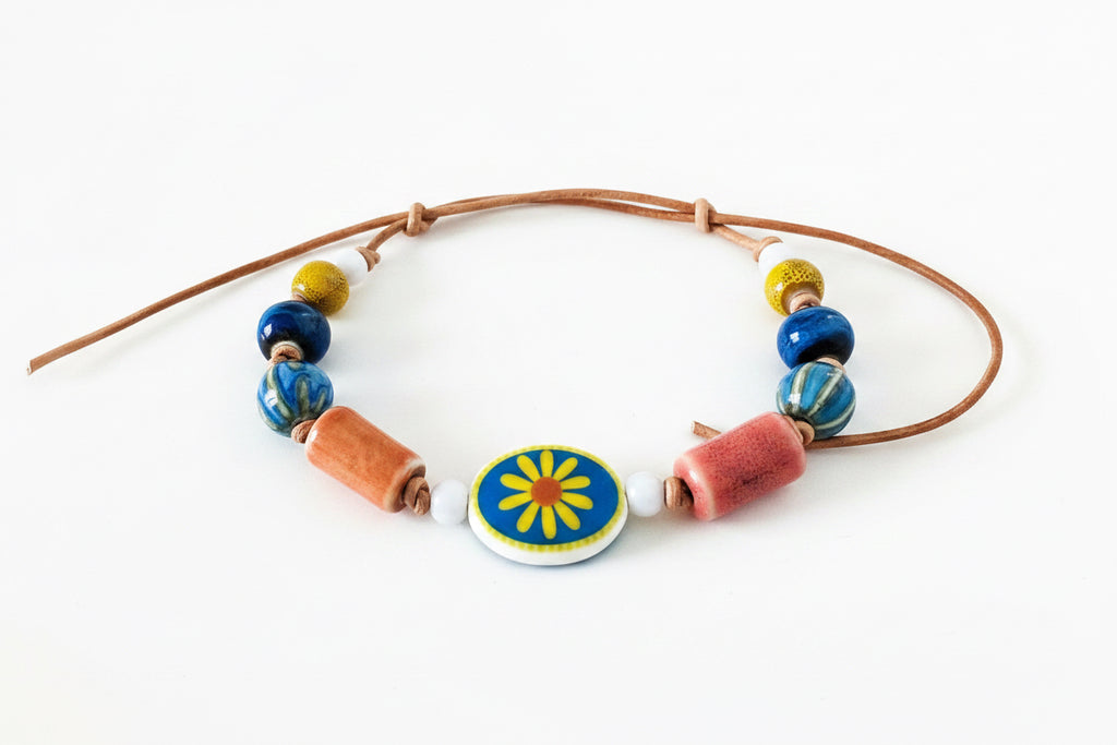 Daisy Ceramic Beaded Bracelet